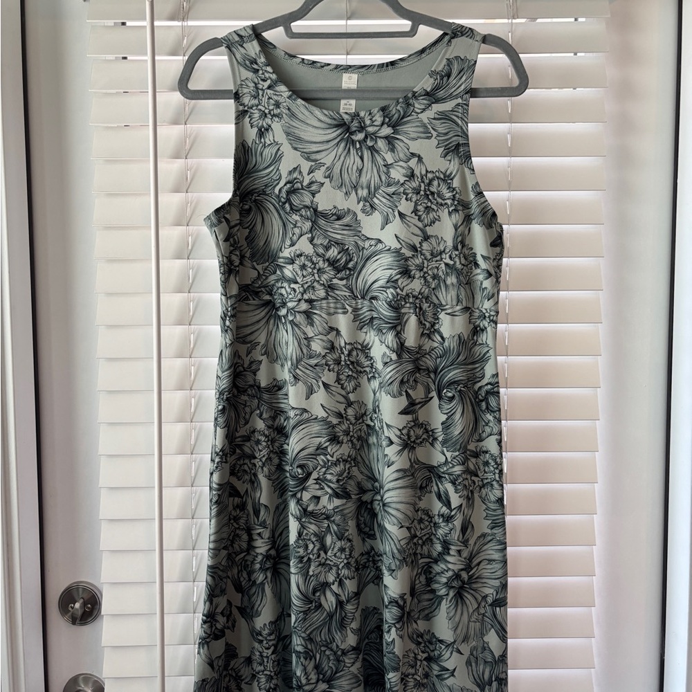 Balance Collection Black Floral Maxi Dress
